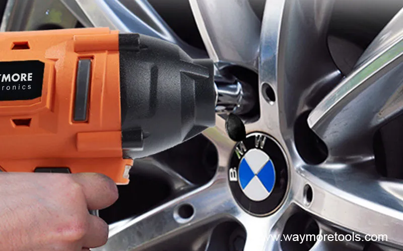 improper-grip-during-power-wrench-use